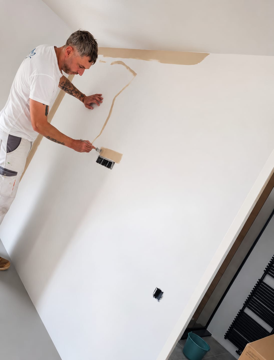 Peinture intérieure d'une pièce à Mons, finitions soignées